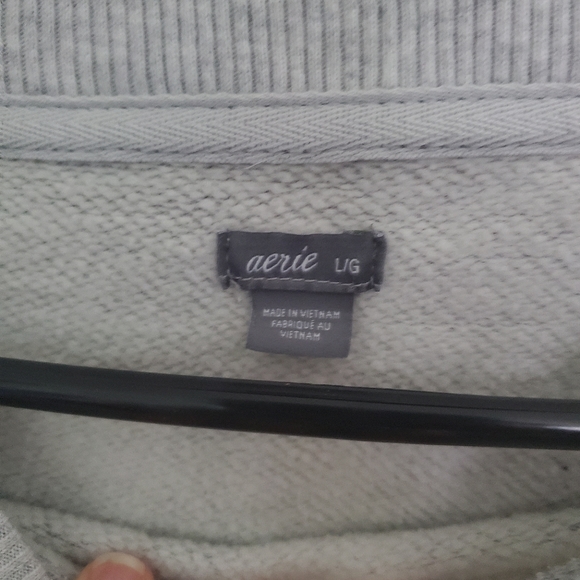 Sold**Aerie Camo Desert - Picture 5 of 7